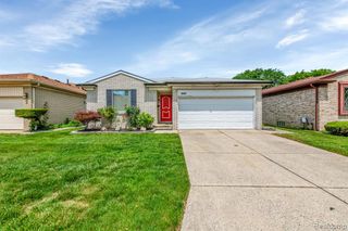 15159 La Grande Plaza, Warren, MI 48088