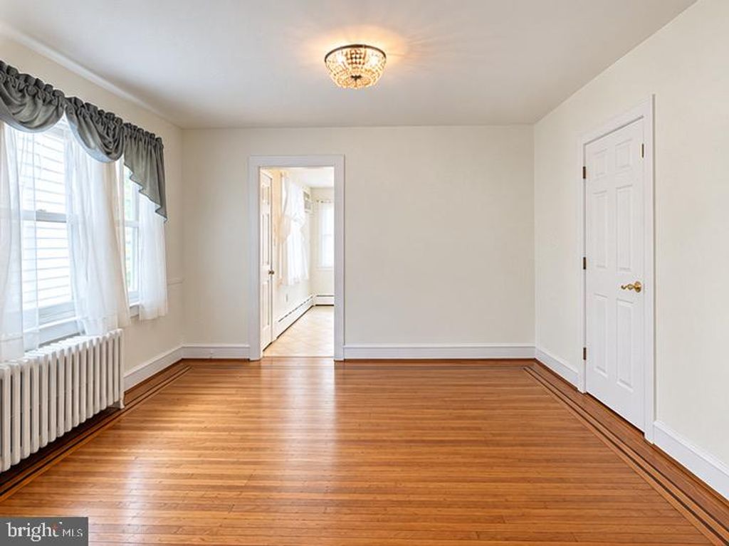 731 HATHAWAY LN, Ardmore, PA 19003 — photo 3