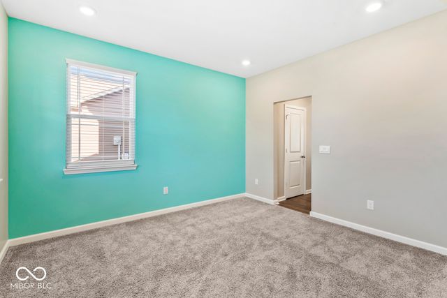 6874 Nottingham Lane, Mccordsville, IN 46055