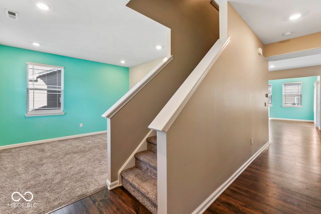 6874 Nottingham Lane, Mccordsville, IN 46055