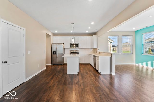 6874 Nottingham Lane, Mccordsville, IN 46055