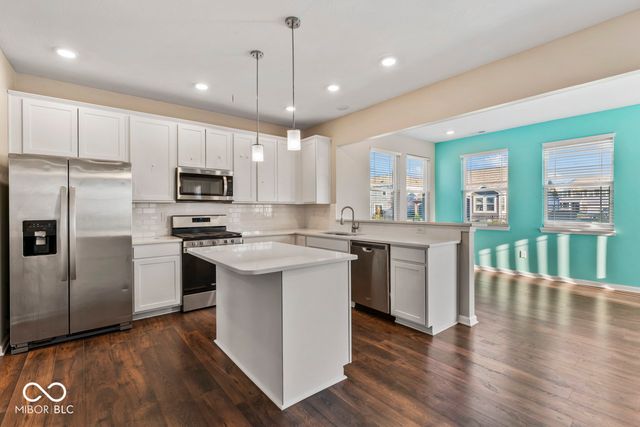 6874 Nottingham Lane, Mccordsville, IN 46055