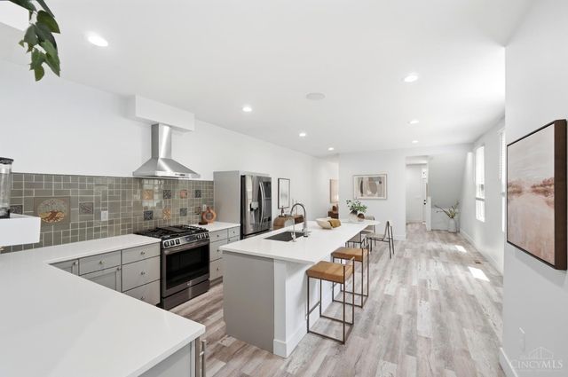 951 Parkside Place, Cincinnati, OH 45202