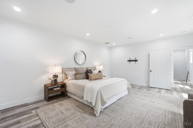 951 Parkside Place, Cincinnati, OH 45202
