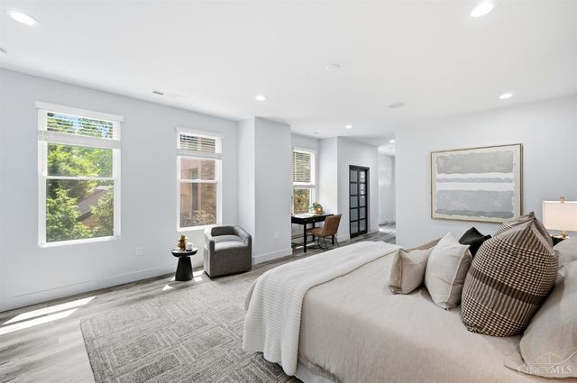 951 Parkside Place, Cincinnati, OH 45202