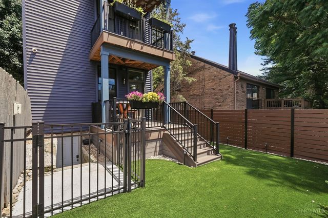 951 Parkside Place, Cincinnati, OH 45202