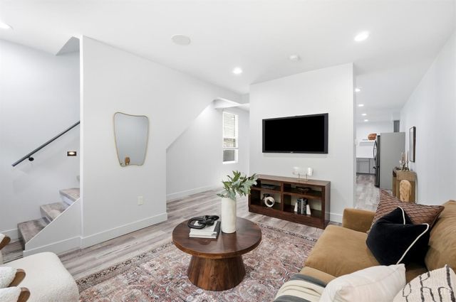 951 Parkside Place, Cincinnati, OH 45202