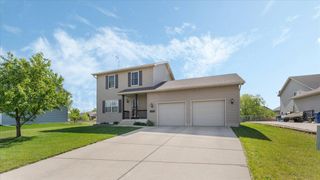 1035 Sequoia Avenue, Saint Cloud, MN 56303