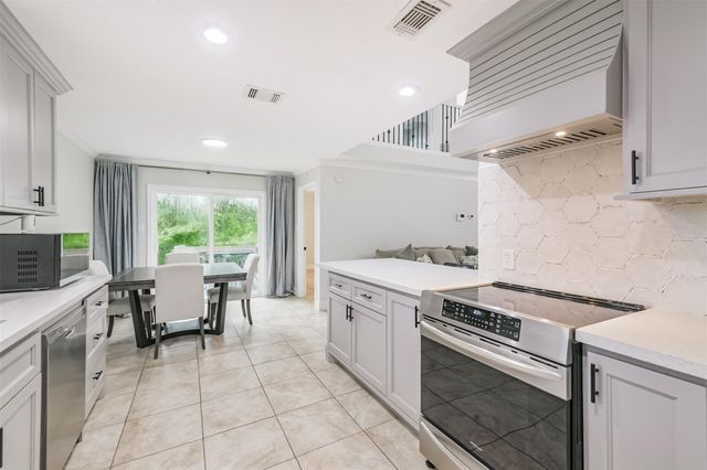 22031 Jay Drive, Spring, TX 77373