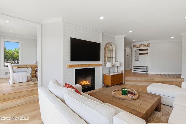 41 Hidden Harbor Drive, Point Pleasant, NJ 08742
