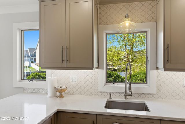 41 Hidden Harbor Drive, Point Pleasant, NJ 08742