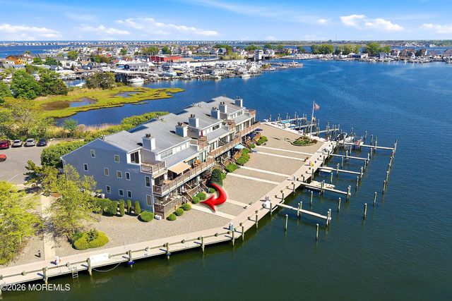 41 Hidden Harbor Drive, Point Pleasant, NJ 08742
