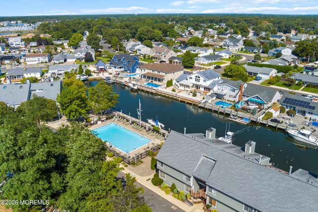 41 Hidden Harbor Drive, Point Pleasant, NJ 08742