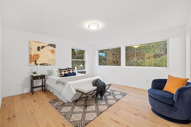 440 Wyola Str., Mt Washington, PA 15211