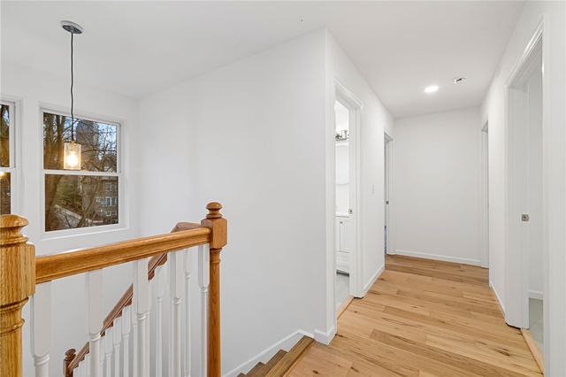 440 Wyola Str., Mt Washington, PA 15211