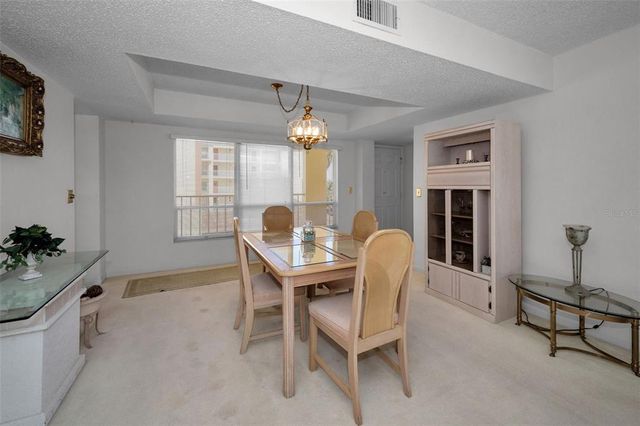 9000 COMMODORE DRIVE 402, Seminole, FL 33776
