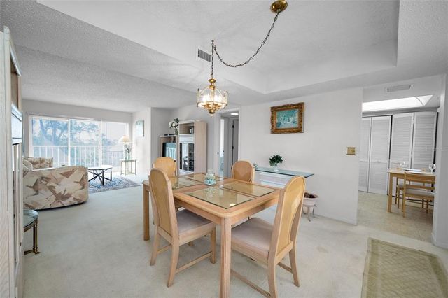 9000 COMMODORE DRIVE 402, Seminole, FL 33776