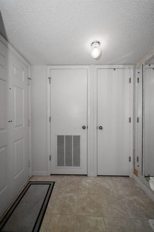 9000 COMMODORE DRIVE 402, Seminole, FL 33776