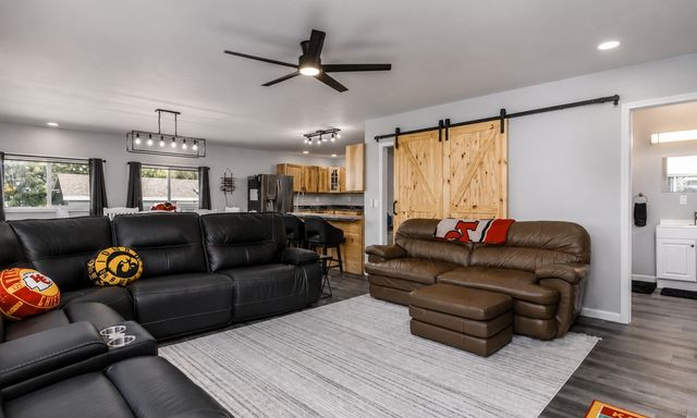 204 E McKinley Street, Jefferson, IA 50129