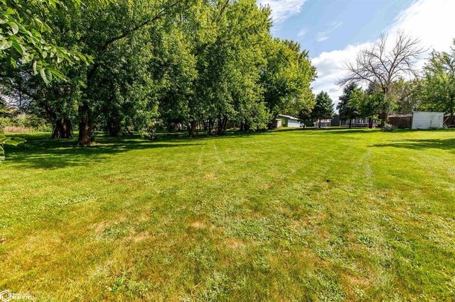 204 E McKinley Street, Jefferson, IA 50129