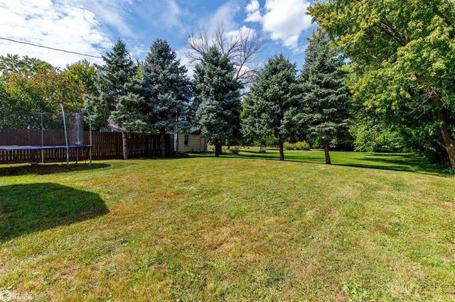 204 E McKinley Street, Jefferson, IA 50129