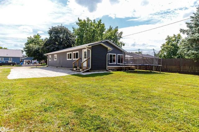 204 E McKinley Street, Jefferson, IA 50129