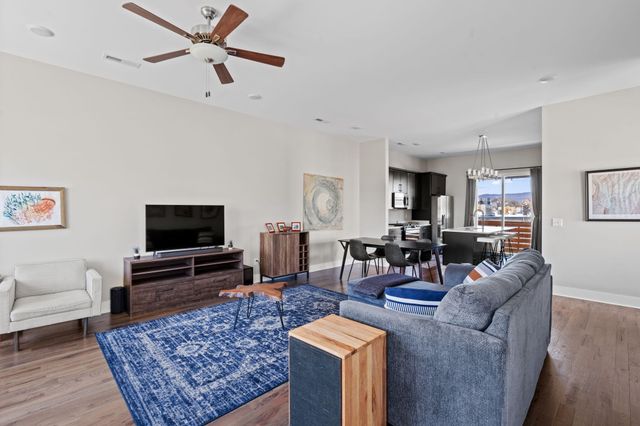 1705 Adams Street, Chattanooga, TN 37408