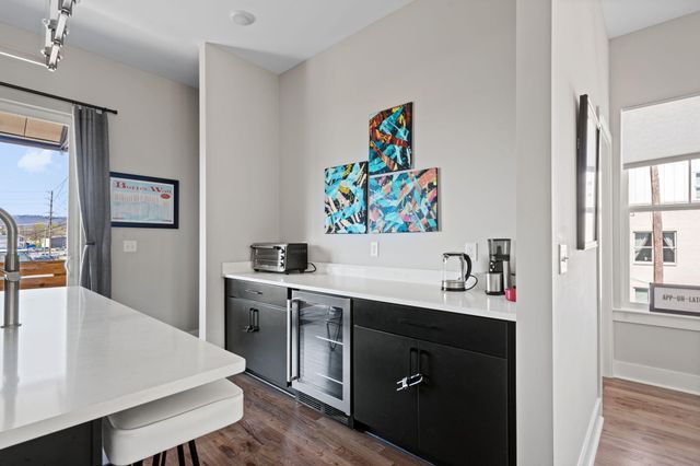 1705 Adams Street, Chattanooga, TN 37408