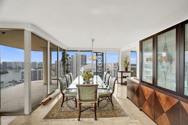 19355 Turnberry Way 26E, Aventura, FL 33180