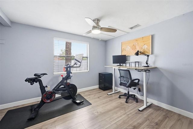 7507 WOODLAND OAKS COURT, Tampa, FL 33615