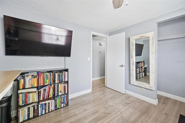 7507 WOODLAND OAKS COURT, Tampa, FL 33615