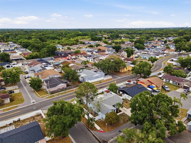 7507 WOODLAND OAKS COURT, Tampa, FL 33615