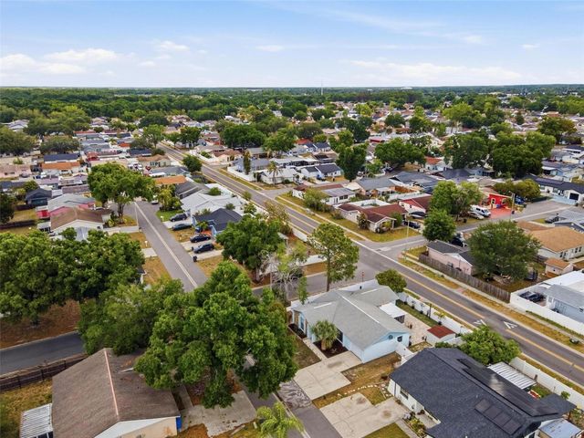 7507 WOODLAND OAKS COURT, Tampa, FL 33615