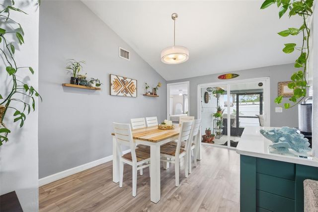 7507 WOODLAND OAKS COURT, Tampa, FL 33615