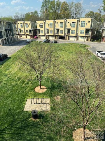 3269 Noda Boulevard, Charlotte, NC 28205