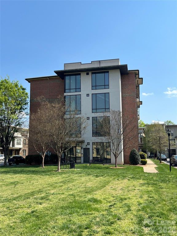 3269 Noda Boulevard, Charlotte, NC 28205