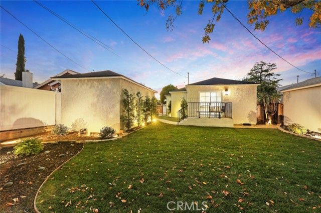 5052 Newcastle, Encino (los Angeles), CA 91316