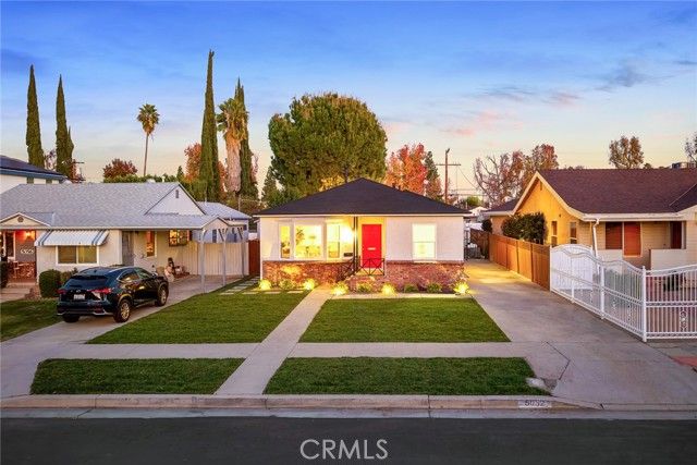 5052 Newcastle, Encino (los Angeles), CA 91316