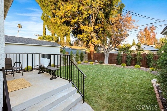 5052 Newcastle, Encino (los Angeles), CA 91316