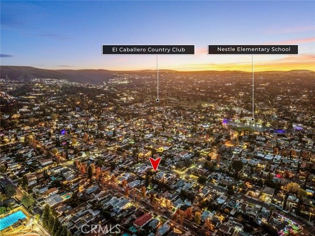 5052 Newcastle, Encino (los Angeles), CA 91316