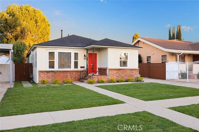 5052 Newcastle, Encino (los Angeles), CA 91316