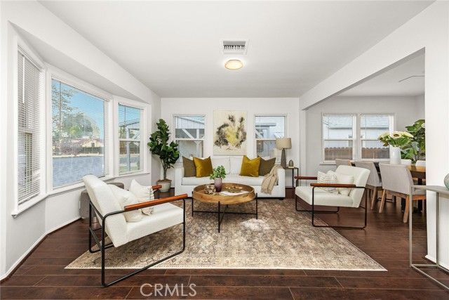 5052 Newcastle, Encino (los Angeles), CA 91316