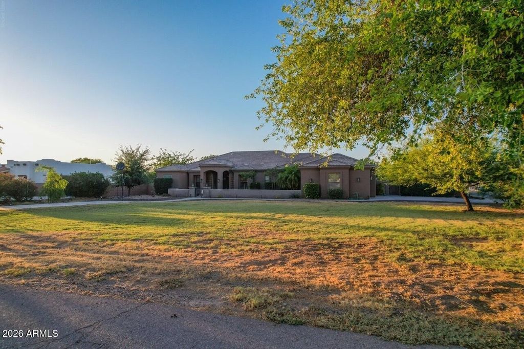3982 E SUNNYDALE Drive, Queen Creek, AZ 85142 — exterior