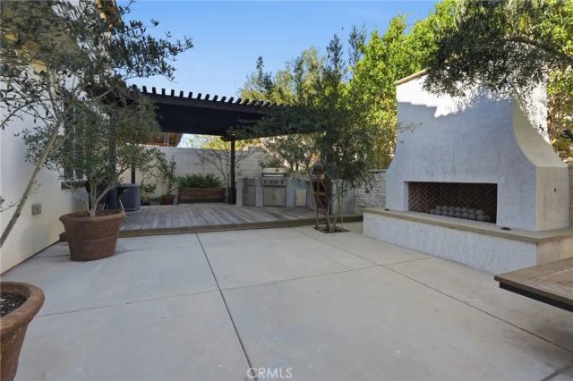 5251 Grassland Avenue, Fontana, CA 92336