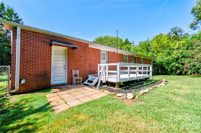 404 Pineview Drive, Kings Mountain, NC 28086