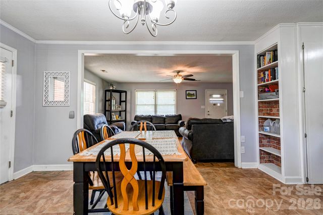 404 Pineview Drive, Kings Mountain, NC 28086