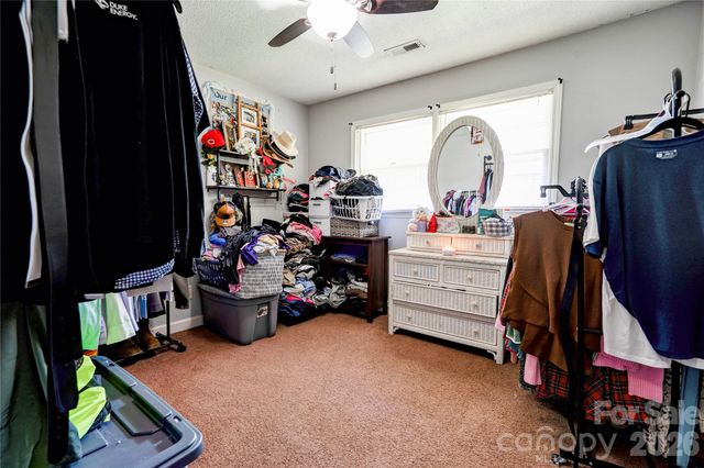 404 Pineview Drive, Kings Mountain, NC 28086