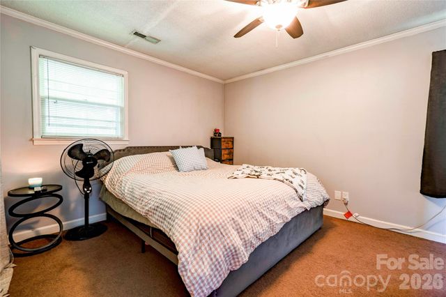 404 Pineview Drive, Kings Mountain, NC 28086
