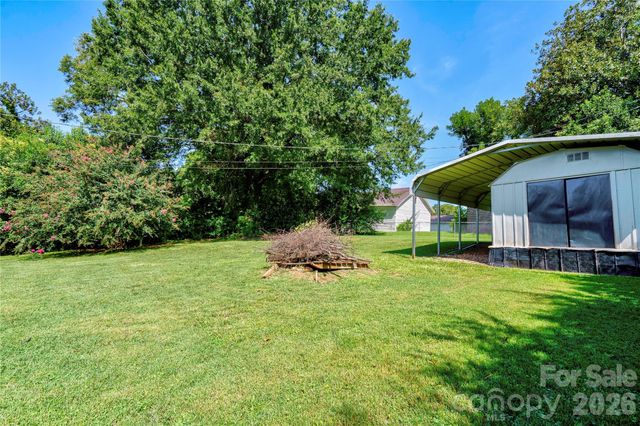 404 Pineview Drive, Kings Mountain, NC 28086