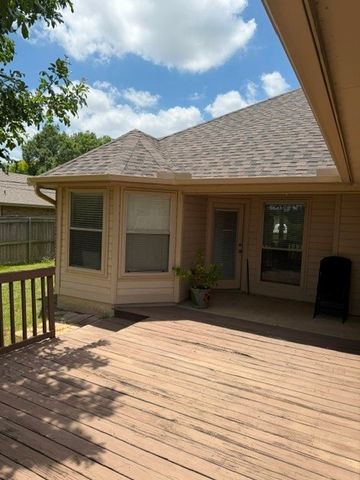 3012 Red Oak Drive, Belton, TX 76513